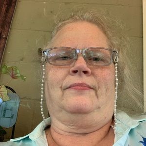 Meet your Posher, Brenda